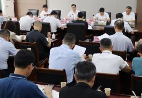 洛江區(qū)委召開上半年工作會議