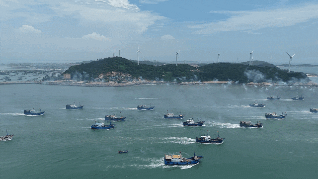 千帆竞发启新程 漳浦县正式开启2026年开渔季20268161446301.gif