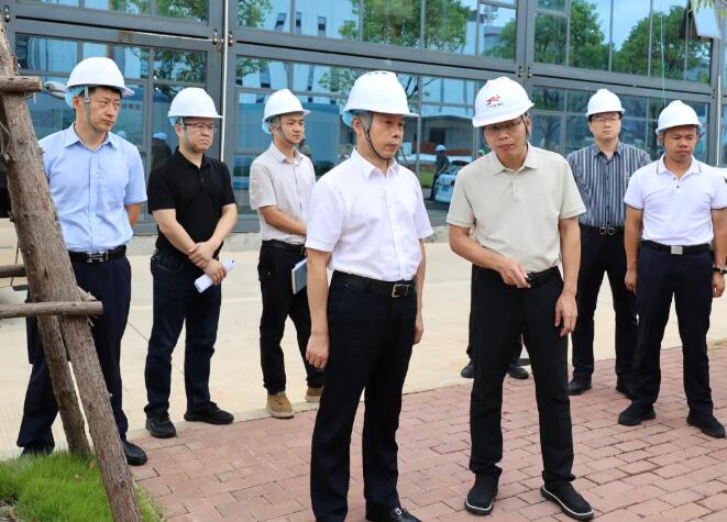 漳州高新区领导带队调研即将投产企业项目