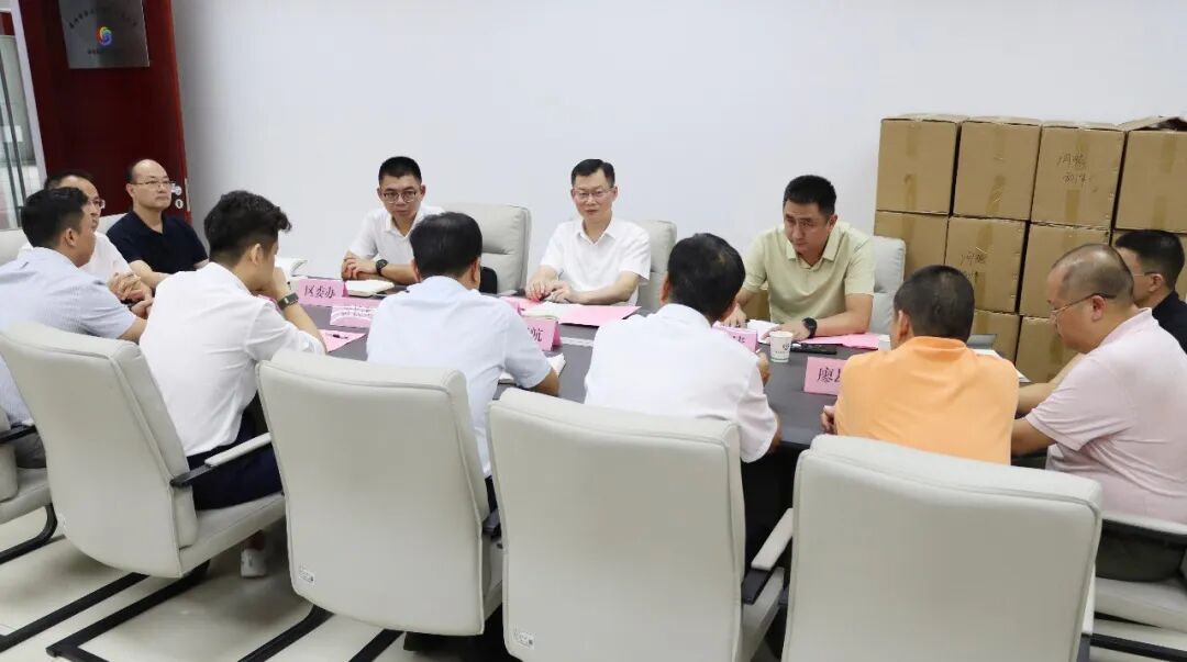 奋力攻坚城乡品质大提升 │ 洛江区委书记唐春晓带队走访区住建局及建筑业行业协会
