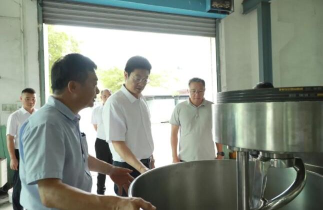 云霄县代县长一线督导检查劳动密集型企业消防安全工作