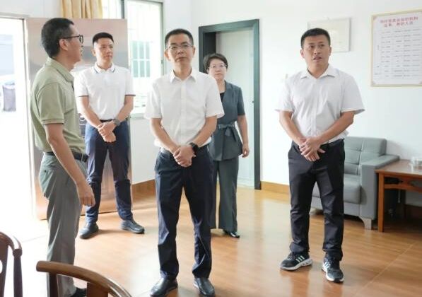 南靖县领导调研统战工作