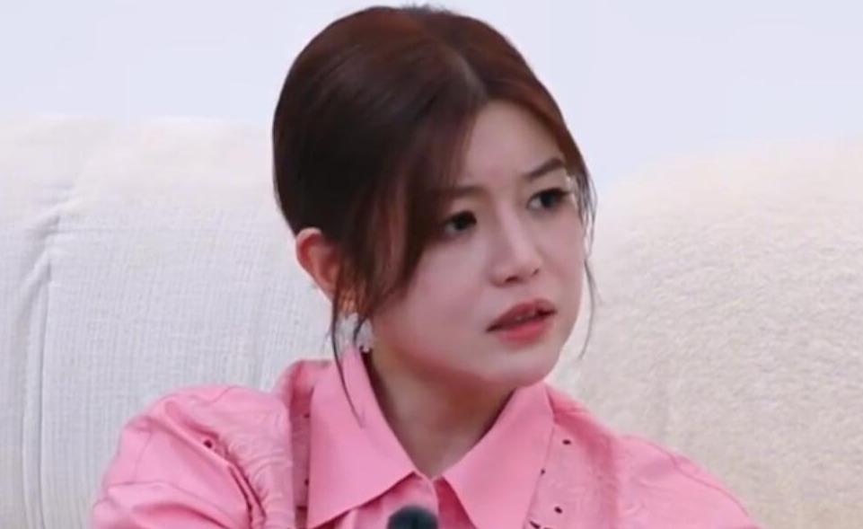 陈妍希首次公开谈离婚：遗憾是有的 继续往前走