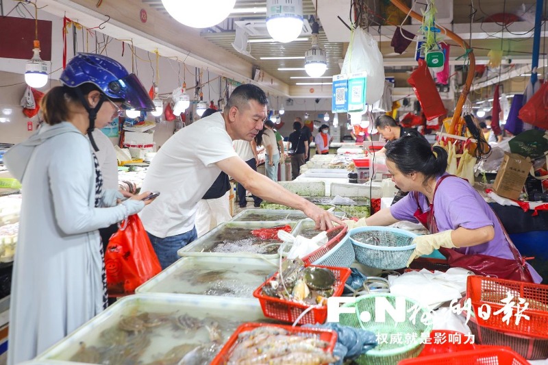 供应持续放量 价格明显回落 连江海鲜平价涌入市场