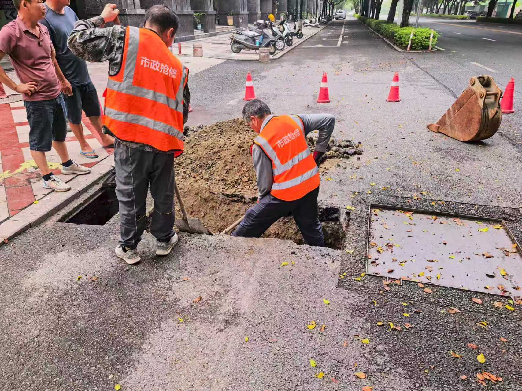 长泰区住建局：未雨绸缪筑防线 全力以赴保畅通