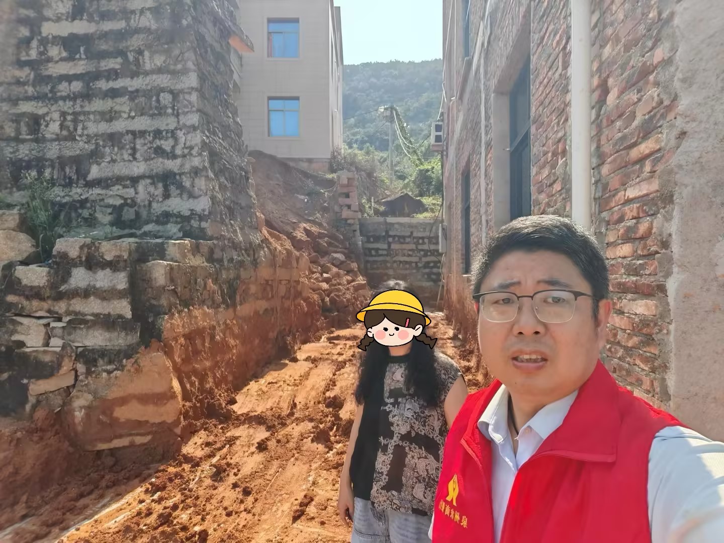 泥泞中的脚步，风雨里的温度——泉州农商银行灾后金融服务侧记
