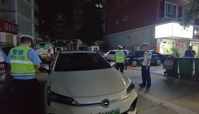 东山夜查！12辆车被查扣