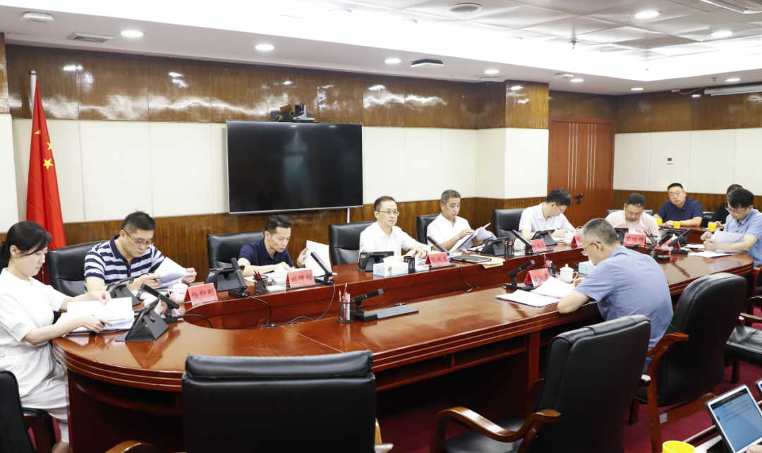 丰泽区政府党组（扩大）会议和常务会议召开