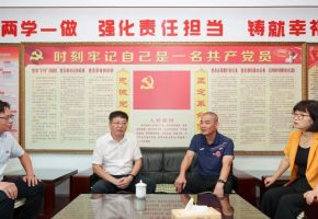 安溪县领导分组开展教师节慰问活动
