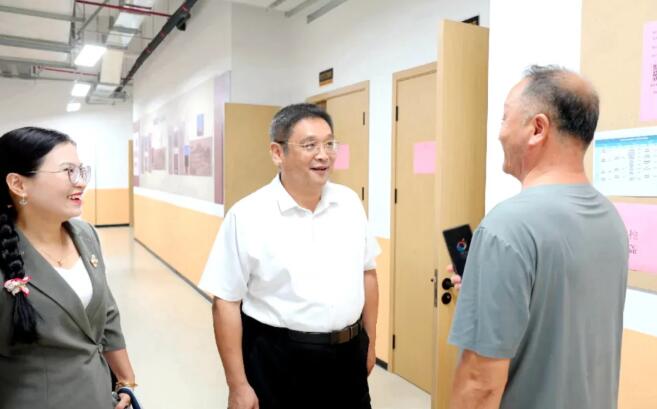 漳州台商区党工委书记带队调研民生综合体建设运营工作