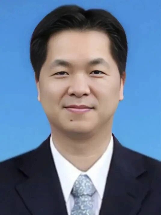 钟科任三明市委常委、政法委书记
