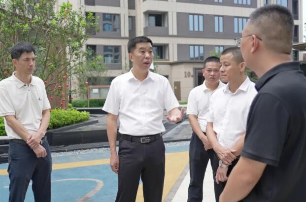 南靖县领导专题调研“三好”小区建设工作