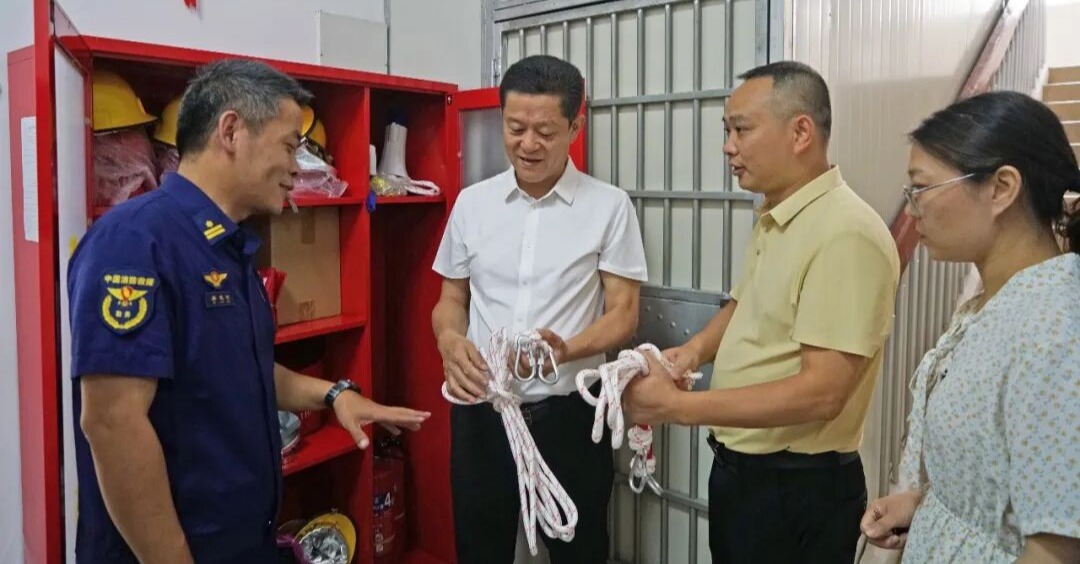 泉港区委主要领导一线督导中秋、国庆节前安全生产工作