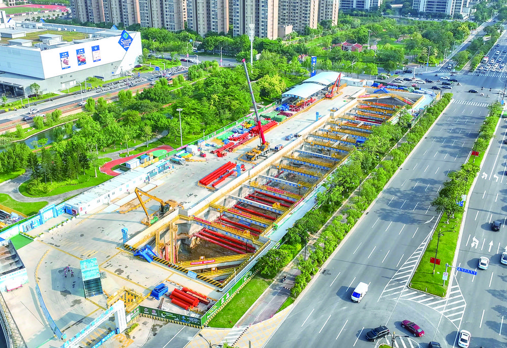 R1线建设按下“快进键”  池店站进入主体结构基坑开挖阶段
