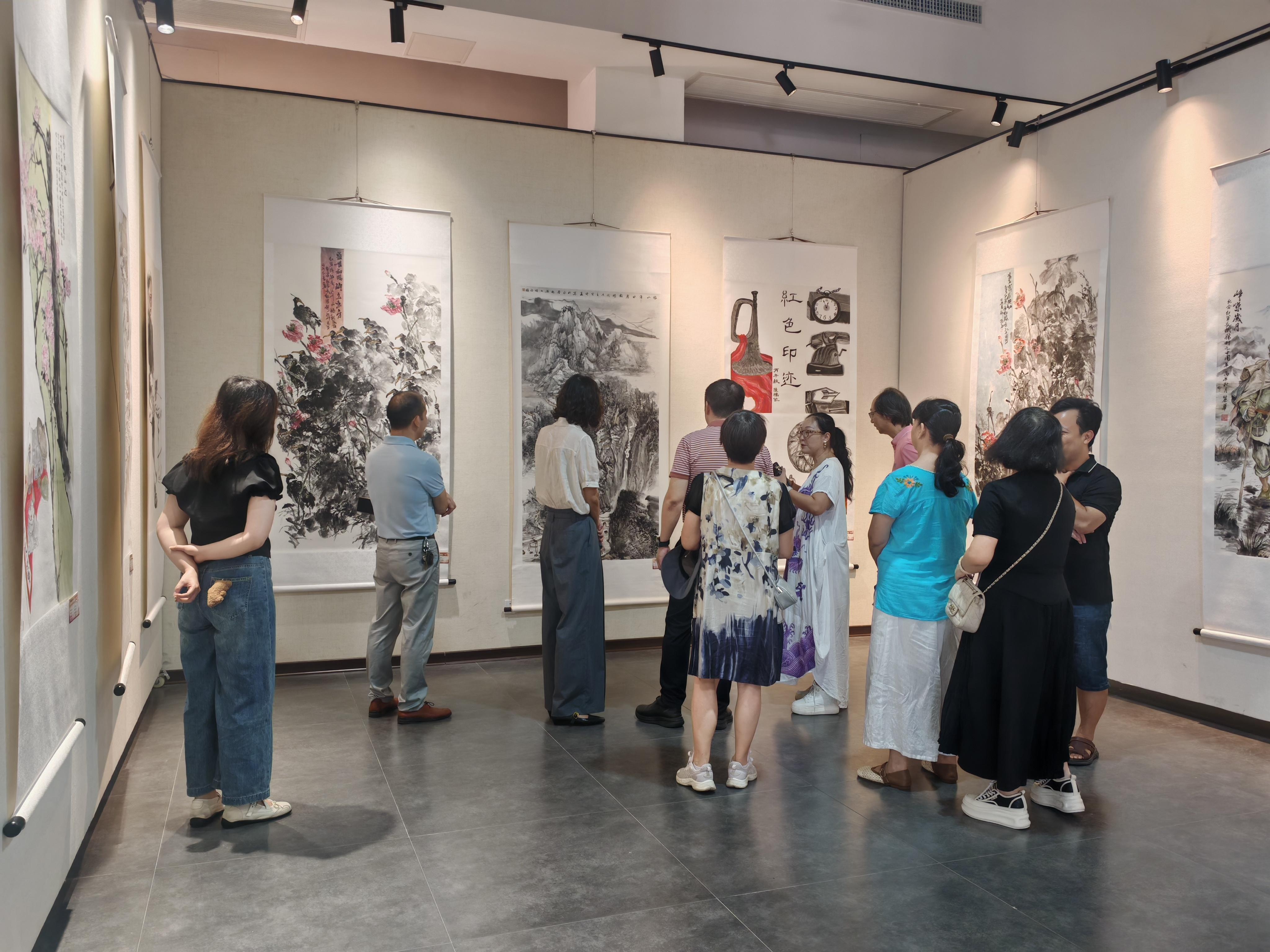 泉州永春举办纪念红军长征胜利90周年书画展