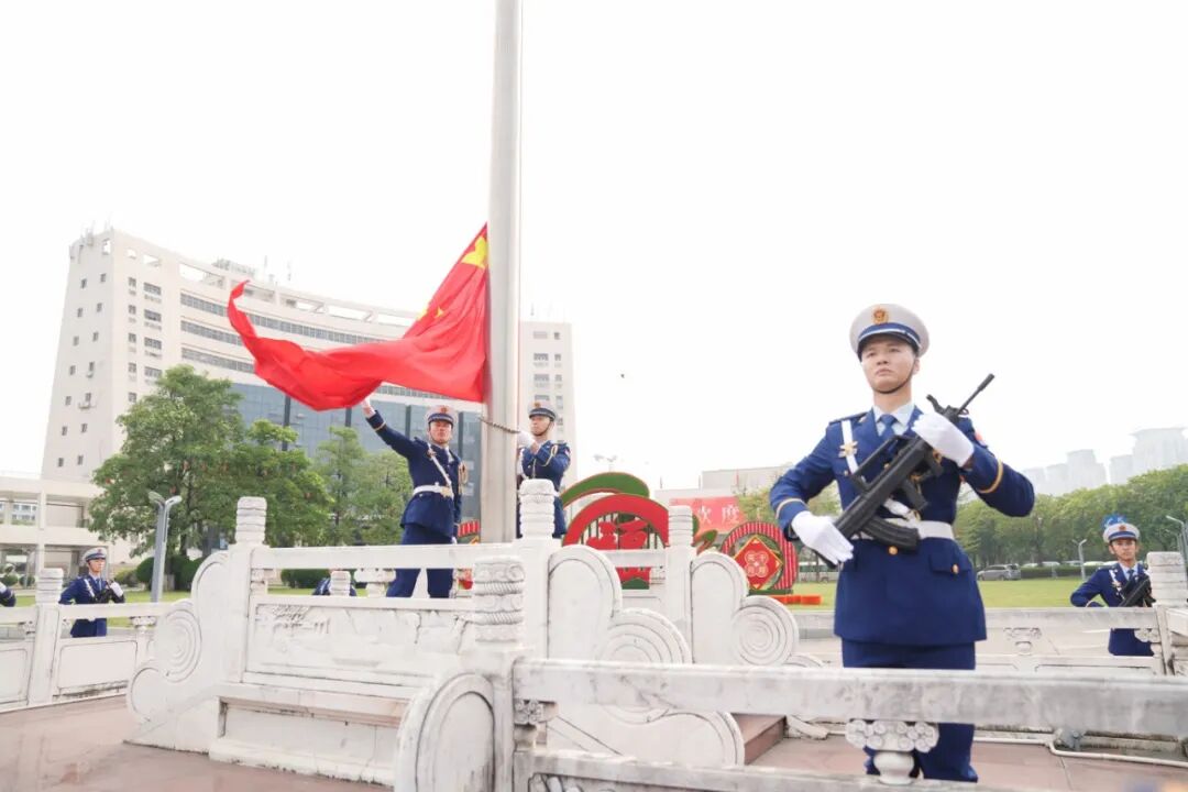 漳州龙文区举行2026年国庆升国旗仪式