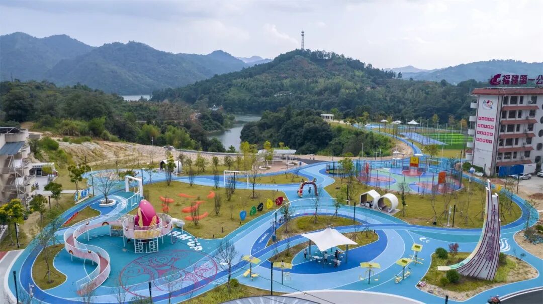 泉州德化龙门湖体育公园人气旺