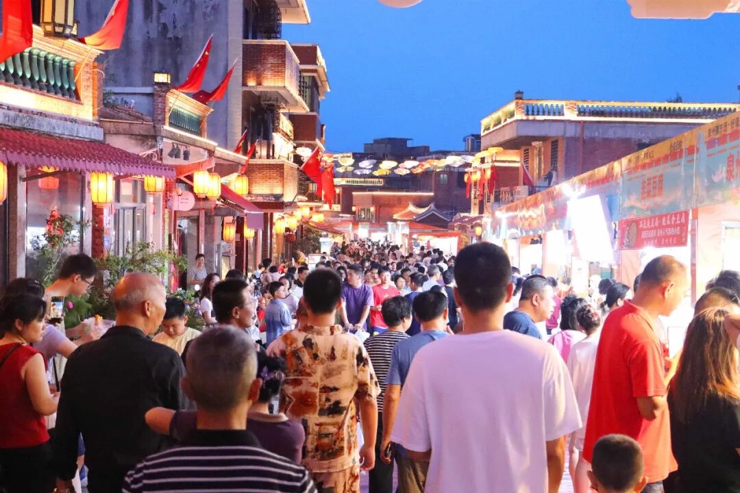 悠游洛江 遇见好康 │ 国庆假期，洛江消费“热”力十足！