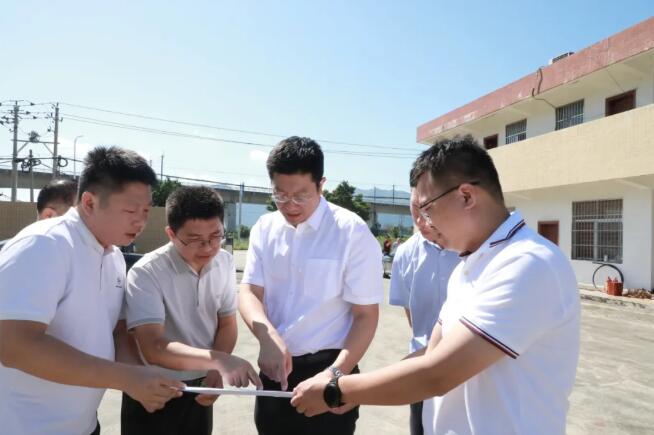 云霄县代县长赴东厦镇、常山开发区调研产业发展项目建设工作