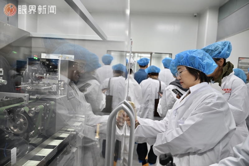 强首府·新跨越 | “丝路枢纽·国际都市”媒体行启动，40多家媒体聚焦乌鲁木齐