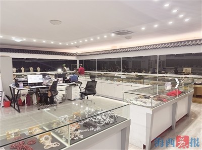 东孚玛瑙有了集体商标 厦门市首枚工艺品类集体商标诞生