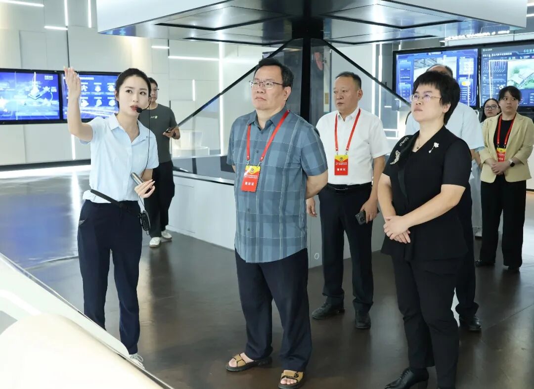 泉州市政协委员洛江组、华大组联合组织委员赴永春县开展年度视察活动