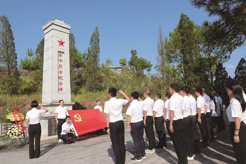 76座土坟，一座纪念碑——三明宁化县陈塘红军医院120余位无名烈士的“回家”路