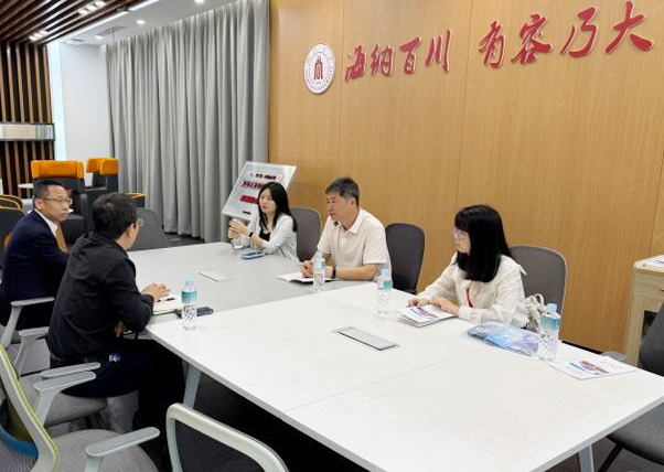 泉州洛江区赴成都市开展“泉州开放日”暨2026年“送岗引才进校园”活动