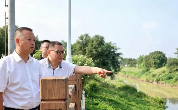 漳州高新区领导调研水质环保工作