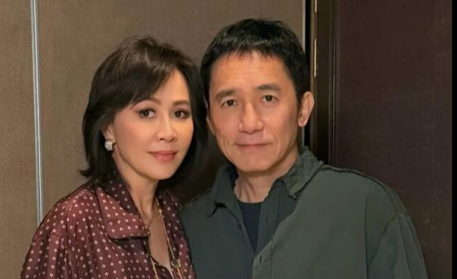 刘嘉玲谈与梁朝伟近40年相处：不需要为彼此改变