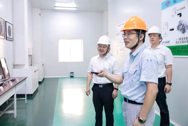 抓作风 促工作 拼经济丨漳州台商区管委会主任带队调研辖区重点企业