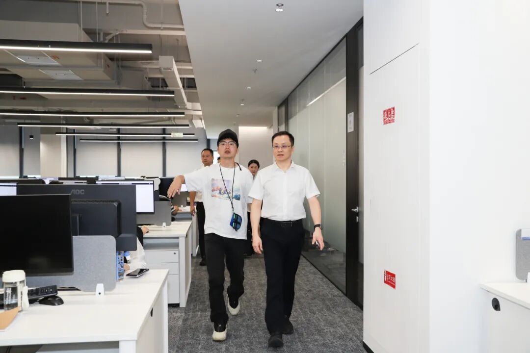 丰泽区政府主要领导调研新质生产力发展、园区招商建设等有关工作
