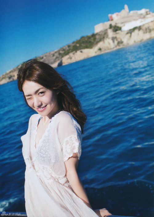 前akb48成员大岛优子脱衣捧乳破尺度写真《脱了吧!》高清图集