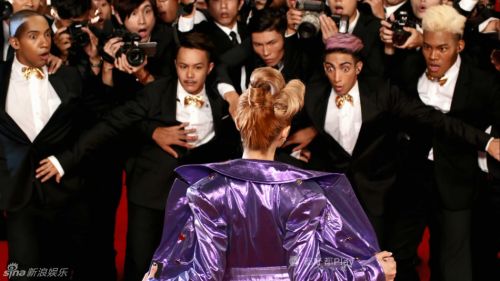 蔡依林新专辑主打《play我呸》mv心机抢镜打马赛克挑战四角