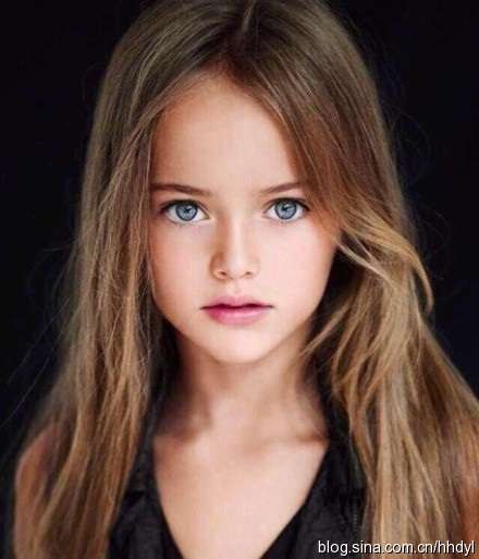 携程:曝世界最美少女私照 俄罗斯9岁国际名模克里斯廷娜走红