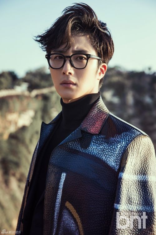 韩星丁一宇巴厘岛时尚大片海量帅照 百变气质秀温暖笑容大长腿