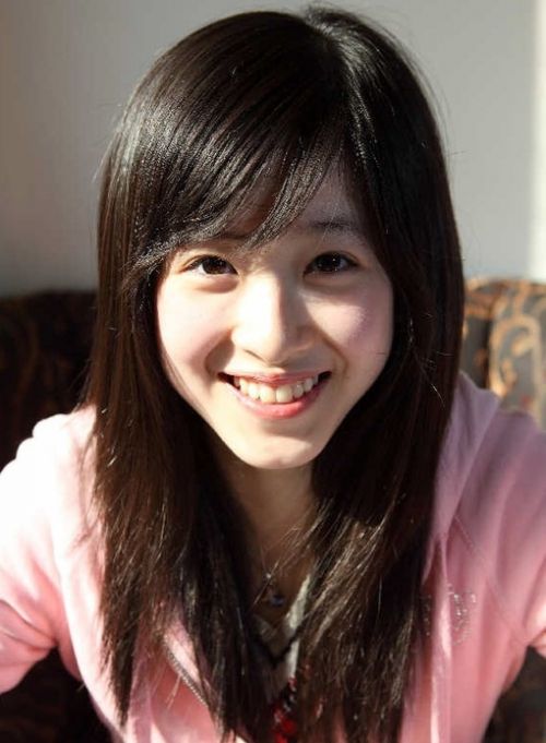 奶茶妹妹不堪流言干扰 章泽天用法律维护名誉权(图)