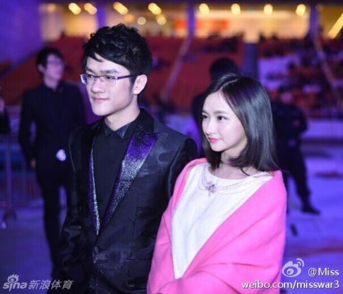 千万年薪"电竞女王"miss大小姐韩懿莹海量资料私照生活组图