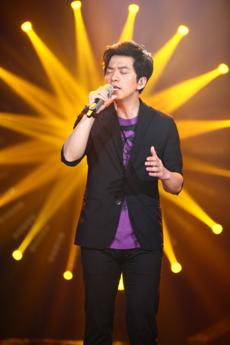 《我是歌手》2015巅峰会歌手名单 李健