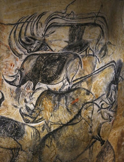 法国肖维岩洞中3.6万年前洞穴壁画复制品曝光(组图)