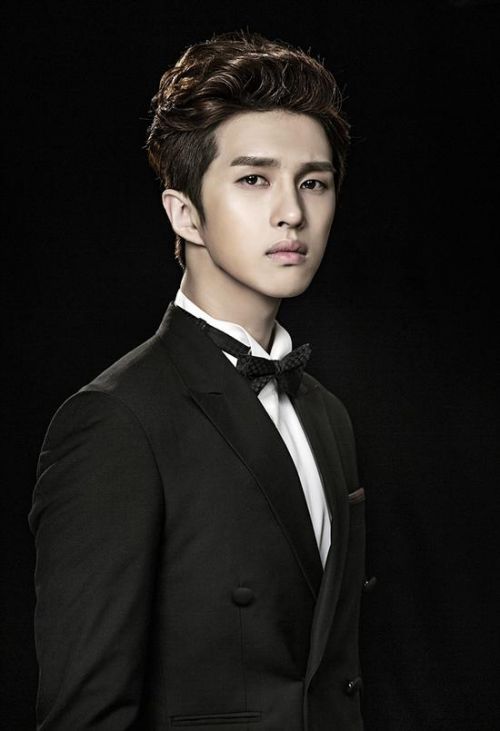 音乐剧《chess》主演公布 赵权key信宇ken等上榜(图)