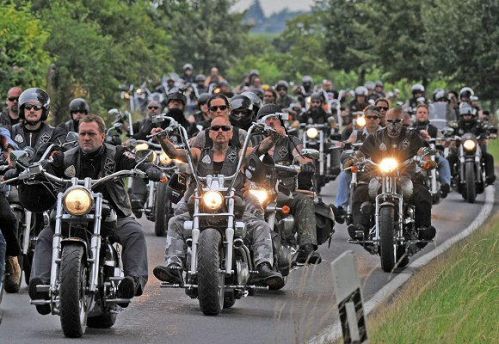 波兰飞车党流氓大集会 "地狱与天使"俱乐部简介