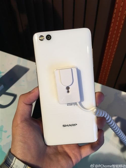 夏普a1/c1参数配置介绍 售价均为1499元