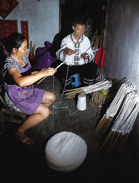 &shy;   制作花烛灯芯