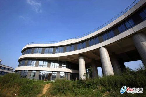 的晋江市社会福利中心一期工程重要组成部分——文化康乐楼的内部环境