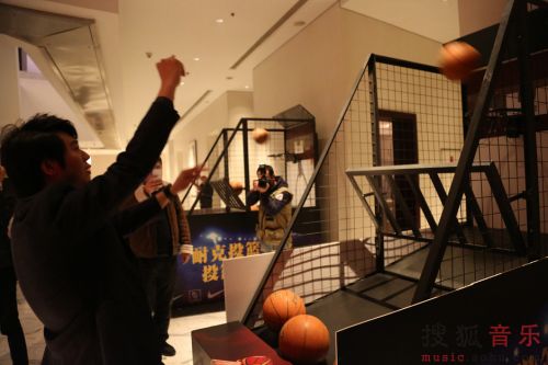 玩球钢琴 1481273190181.jpg