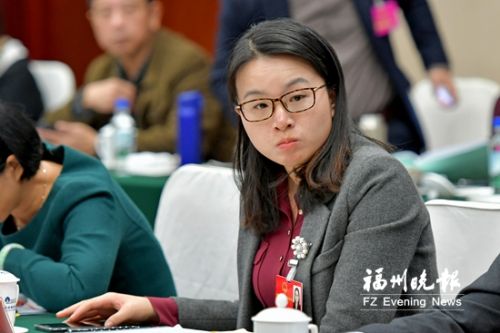 福州人大代表林晶晶:推广屋顶绿化 减少违法搭盖