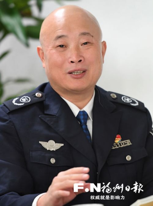 榜样就在身边——来自环保执法一线的故事