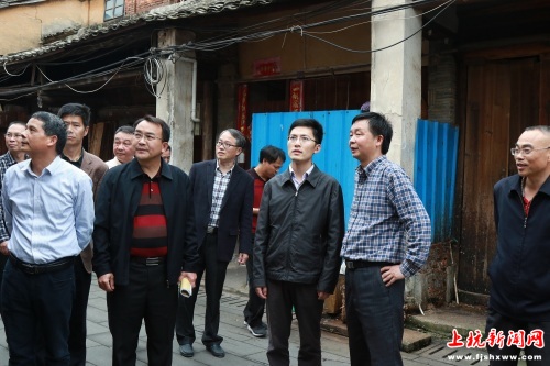上杭县县长王波调研旧城改造(棚户区)和汀江绿道建设