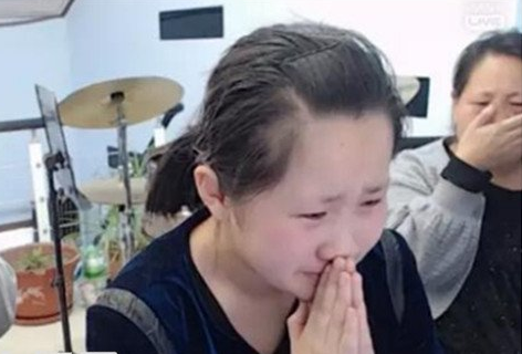 科技 互联网  > 正文  车上一行有5个人,夏可可暂无大碍,刀疤皓在抢救